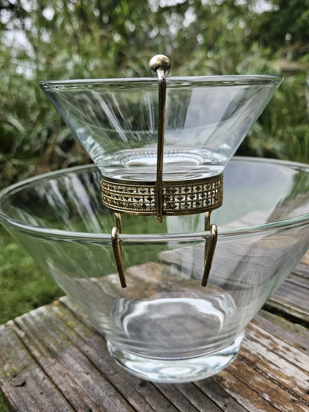 Anchor Hocking Clear Glass Serving Bowl with Gold Accent Dip Dish